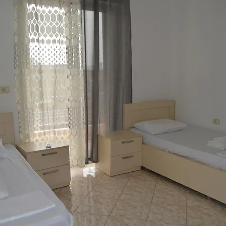 Apartment Stefani 3 *
