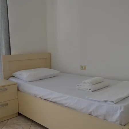 Stefani 3 * Saranda