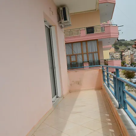 Apartment Stefani 3 *